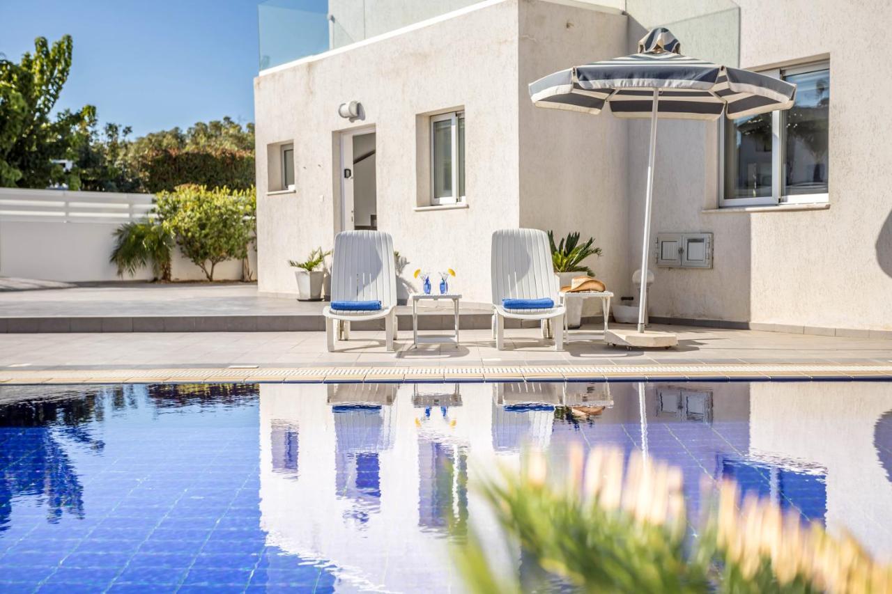 Villa Hibiscus โปรทาราส ภายนอก รูปภาพ