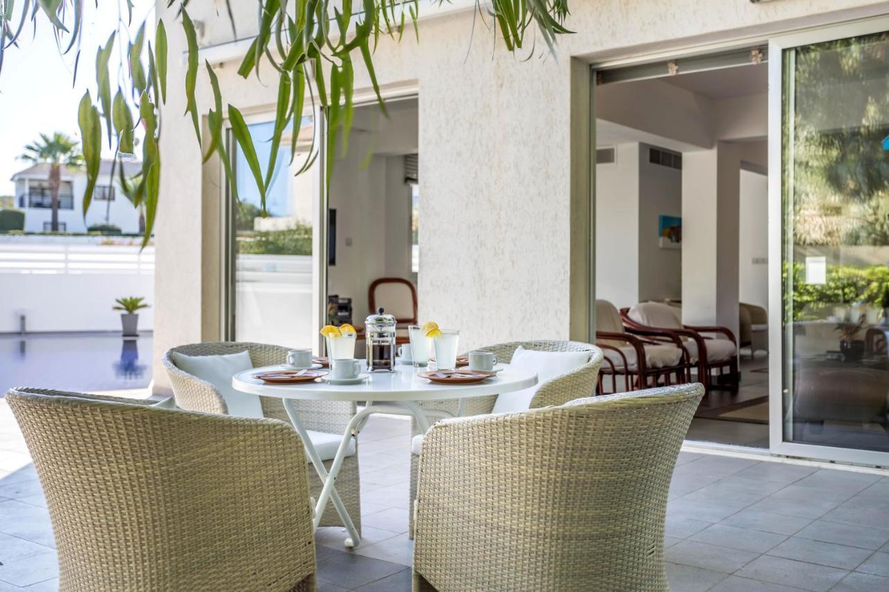 Villa Hibiscus โปรทาราส ภายนอก รูปภาพ