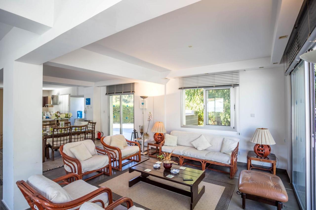 Villa Hibiscus โปรทาราส ภายนอก รูปภาพ