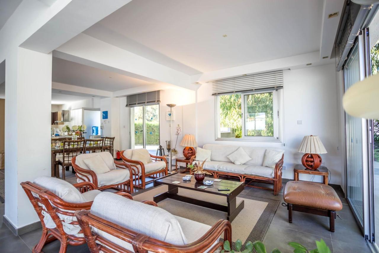 Villa Hibiscus โปรทาราส ภายนอก รูปภาพ
